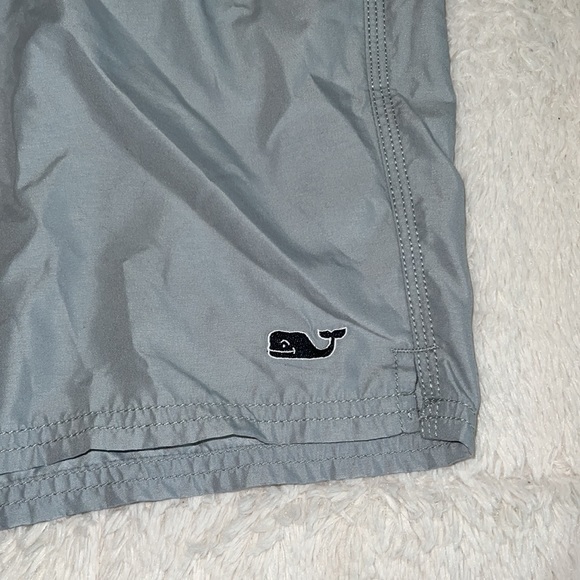 NEW! Mens Vineyard Vines bathing suit (NEVER WORN) - Picture 2 of 5
